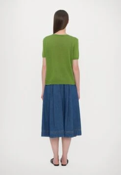 PANCONE - Basic T-shirt - Green -The LBD Shop 0177ea8d9e56415391819015c570dd1a