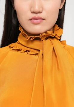 GUIDO - Blouse - Ocra -The LBD Shop 019427bb3f9143838381950d8a12dae5