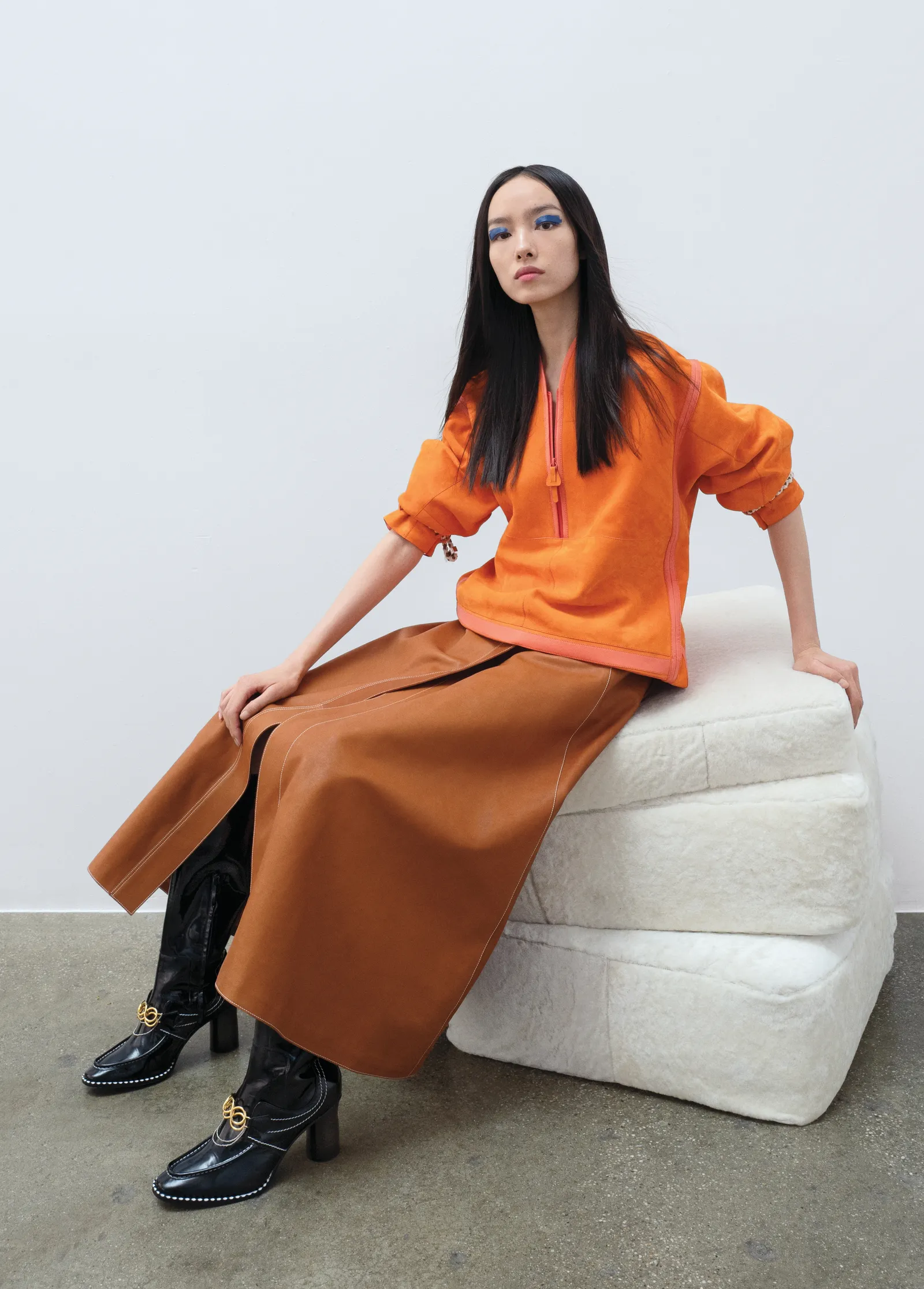 Front Page -The LBD Shop 04 VO020119 MODERNWOMAN 06