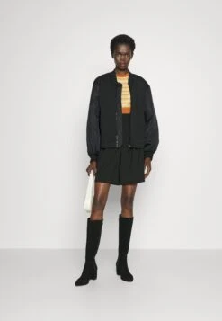 Front Page -The LBD Shop 0832c76f5c1246cea561f8e03f9eb2e6