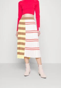 Mirna - A-Line Skirt