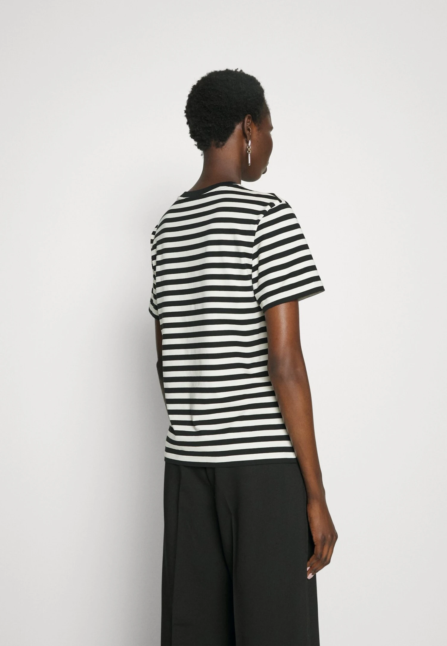 Venaco - Print T-Shirt 3 Venaco - Print T-Shirt - Image 3