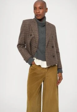 URSOLA - Trousers - Verde Oliva -The LBD Shop 10e0cee8b0a64bc8b6a7f4216f6e05ee