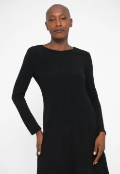 CALIFFO - Jersey Dress - Nero -The LBD Shop 10e55d4b328a489d95d46de555ff5dfe