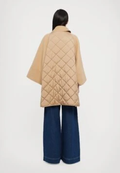 RUFO - Classic Coat - Cammello 9 RUFO - Classic Coat - Cammello -The LBD Shop 15dc9b50a38647c3bae17f8bbe6f3c0c