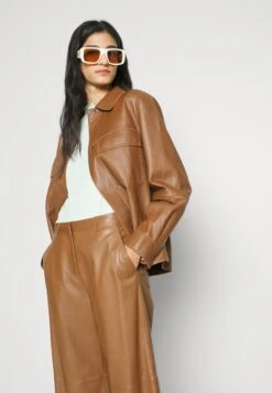 Dclasse - Leather Jacket 9 Dclasse - Leather Jacket -The LBD Shop 204ea07c22084e18af71b7f6edab5600