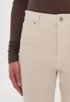 POLONIA - Bootcut Jeans - Avorio -The LBD Shop 20b7d232610f4f579545fedfafd76e8b