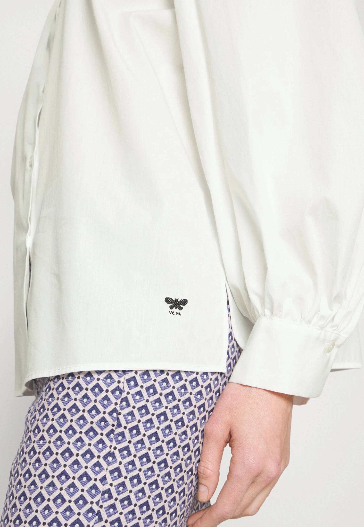 Alpe - Button-Down Blouse 7 Alpe - Button-Down Blouse - Image 7