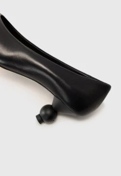 RENZA - Classic Heels - Nero 15 RENZA - Classic Heels - Nero -The LBD Shop 20d8458ffd034259ba6427f4d10fe72c