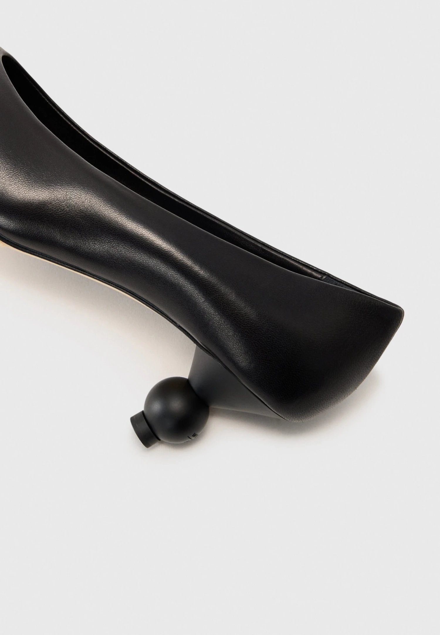 RENZA - Classic Heels - Nero 6 RENZA - Classic Heels - Nero - Image 6