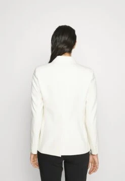 Uva - Blazer - Avorio -The LBD Shop 20e856f211bc4c18b464f242aaf29732