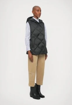 FRUTTO - Waistcoat - Nero -The LBD Shop 2137f3529f964452af497c307422ac7f