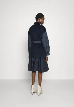 Paprica - Light Jacket -The LBD Shop 26e247bf11c844a3a7cec42ea626757c