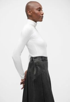 GONNA - Denim Skirt - Nero -The LBD Shop 308ef921b43c409ebeafe9ef27c160da