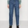 Ortisei - Straight Leg Jeans