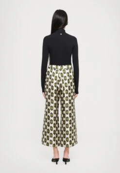 FIBBIA - Trousers - Nero 9 FIBBIA - Trousers - Nero -The LBD Shop 376153e348ed4c9e867668f019b04468