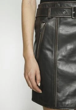 Starna - Leather Skirt - Nero -The LBD Shop 393c448f225c42febf63c4995a08fa95