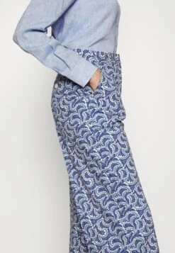 Stegola - Trousers - Azzurro 11 Stegola - Trousers - Azzurro -The LBD Shop 3cb4e89f30e74b1dacec1f8526260897
