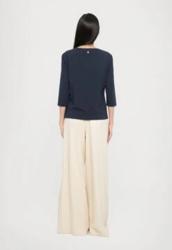 MULTIA - Long Sleeved Top - Blu -The LBD Shop 4184a05ac49346188a3c740a213e0915