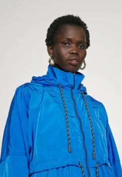 Olimpia - Outdoor Jacket - Bluette -The LBD Shop 4649c259b4614dfa8e6b816c15ffff88