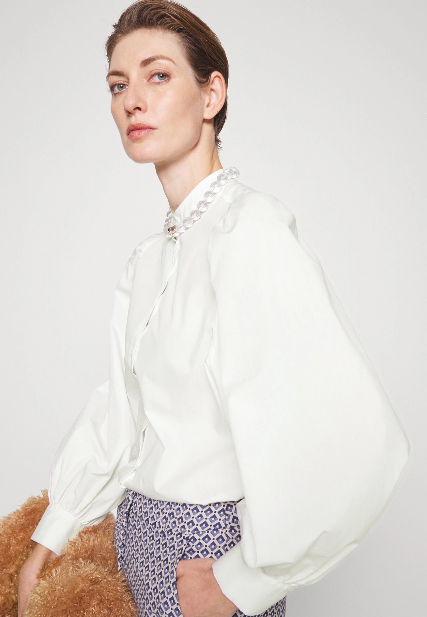 Alpe - Button-Down Blouse 4 Alpe - Button-Down Blouse - Image 4