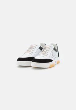 Orlaya - Trainers - Bianco -The LBD Shop 478d093f3ee64377b4e1411a5dbc5ad5