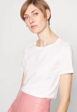 Multib - Basic T-Shirt - Bianco -The LBD Shop 4a22b10f2b41420688c16d8e22bfa6e3