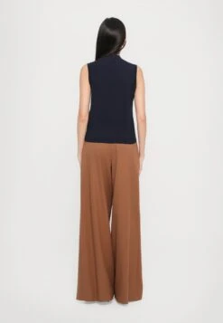 NAZIONE - Jumper - Blu 10 NAZIONE - Jumper - Blu -The LBD Shop 4d0e675f063d494eb2b4de19438b981f