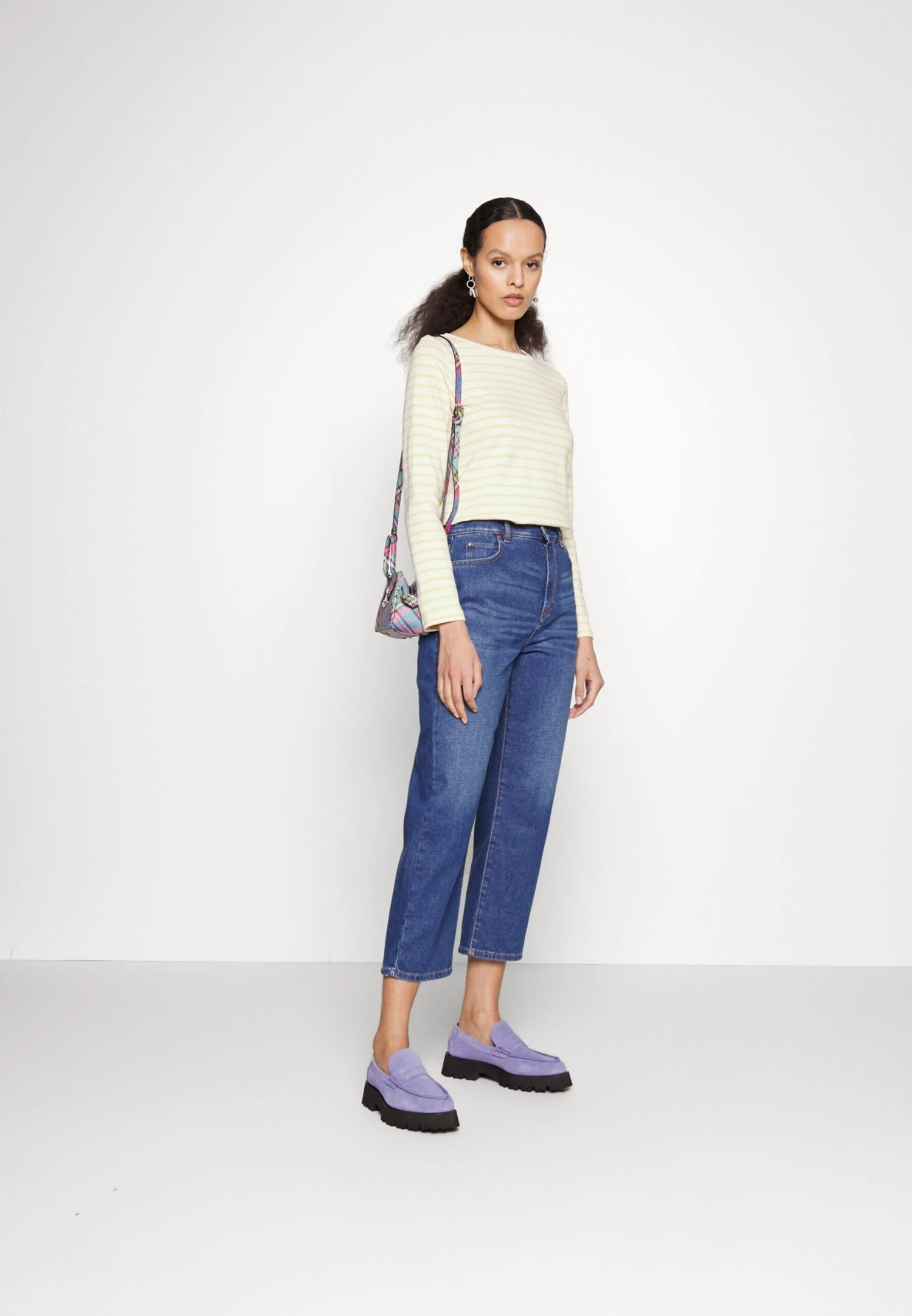 Ariano - Relaxed Fit Jeans 2 Ariano - Relaxed Fit Jeans - Image 2