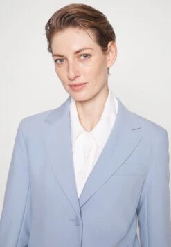 Uva - Blazer - Azzurro 11 Uva - Blazer - Azzurro -The LBD Shop 4fe411d340c3491385598cdf8a0cd133