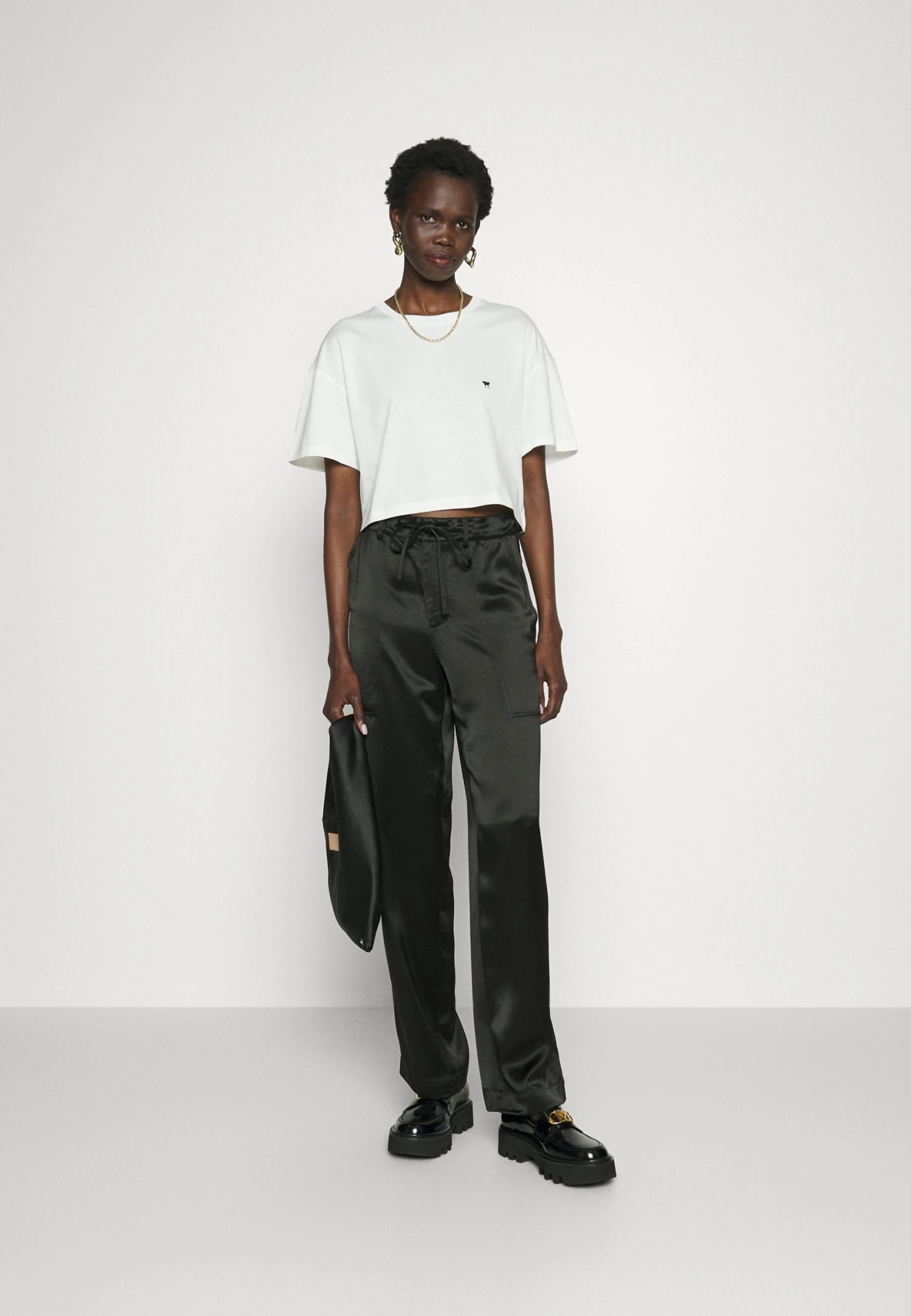 Ecuba - Basic T-Shirt - Bianco 2 Ecuba - Basic T-Shirt - Bianco - Image 2