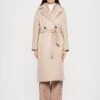 RESINA - Classic Coat - Beige