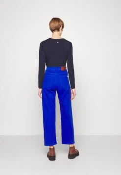 Elam - Straight Leg Jeans - Bluette -The LBD Shop 55ddaf6d4cc7495aa7718b3b79eeb89e