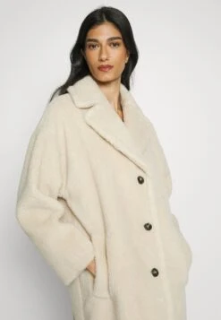 Veber - Classic Coat - Beige -The LBD Shop 57fc8fa8c1764f58bb54ab59dce33376