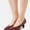Renza - Classic Heels - Bordeaux