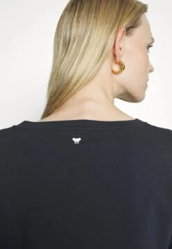 Multia - Long Sleeved Top - Blu Marino -The LBD Shop 63102c59013b47f08bc427e83df6474c