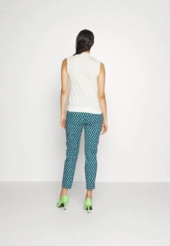 Papy - Trousers - Petrolio 8 Papy - Trousers - Petrolio -The LBD Shop 64d1a5aec0bd48389e60e6ac80eb3ebf