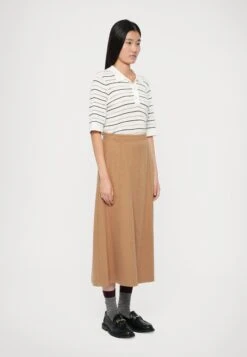 CIRCEO - A-line Skirt - Cammello 10 CIRCEO - A-line Skirt - Cammello -The LBD Shop 666b17a2cd5d4f7586d76bdd36b5421d