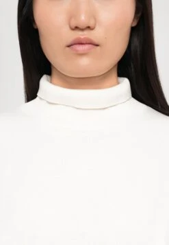 KIKU - Jumper - Ecru -The LBD Shop 69d278159b124f1a9749a50ad1ea7285