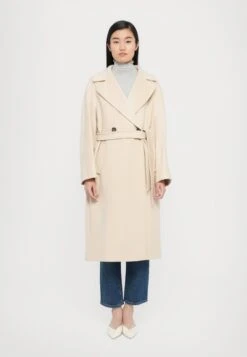 RESINA - Classic Coat - Panna