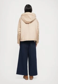 ARLES - Winter Jacket - Beige 10 ARLES - Winter Jacket - Beige -The LBD Shop 7384916ca9c440a08b49b2727141f53c