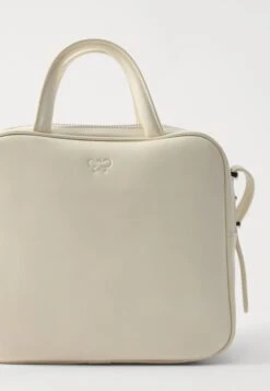 TEAK - Handbag - White -The LBD Shop 741e548910c44b57b93e9ede065d2f01