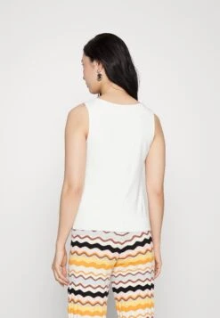 Multic - Top - Bianco -The LBD Shop 74a2262f4001428e953839335b8af434