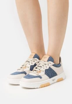 Girante - Trainers - Avio