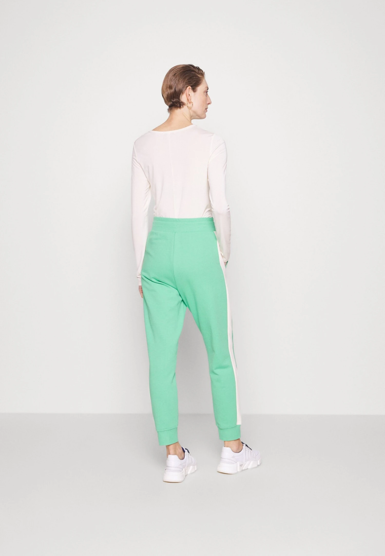 Salvo - Tracksuit Bottoms - Verde 3 Salvo - Tracksuit Bottoms - Verde - Image 3