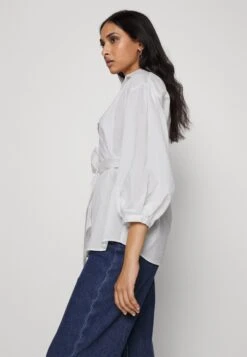 Blouse - Avorio 15 Blouse - Avorio -The LBD Shop 83bef0b3515041aa9597630e44f09f3e