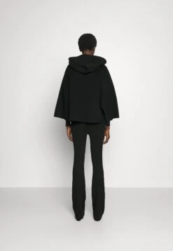 Caliga - Summer Jacket -The LBD Shop 89f13a1a2ea04e5bb426bf3169e8b4c9