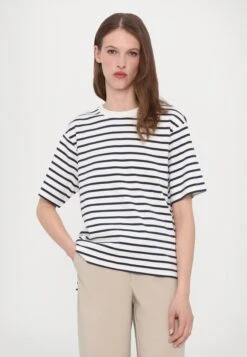 MULTID - Print T-shirt - Navy -The LBD Shop 8c9f125b660b4db4871a4cfd182a0437