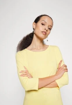 Multia - Long Sleeved Top - Giallo -The LBD Shop 94386300b88d477e9f8deaa185b2077d