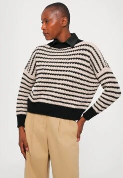 EZOR - Jumper - Beige -The LBD Shop 949baabb7f4a45489558521f80d4ed2d